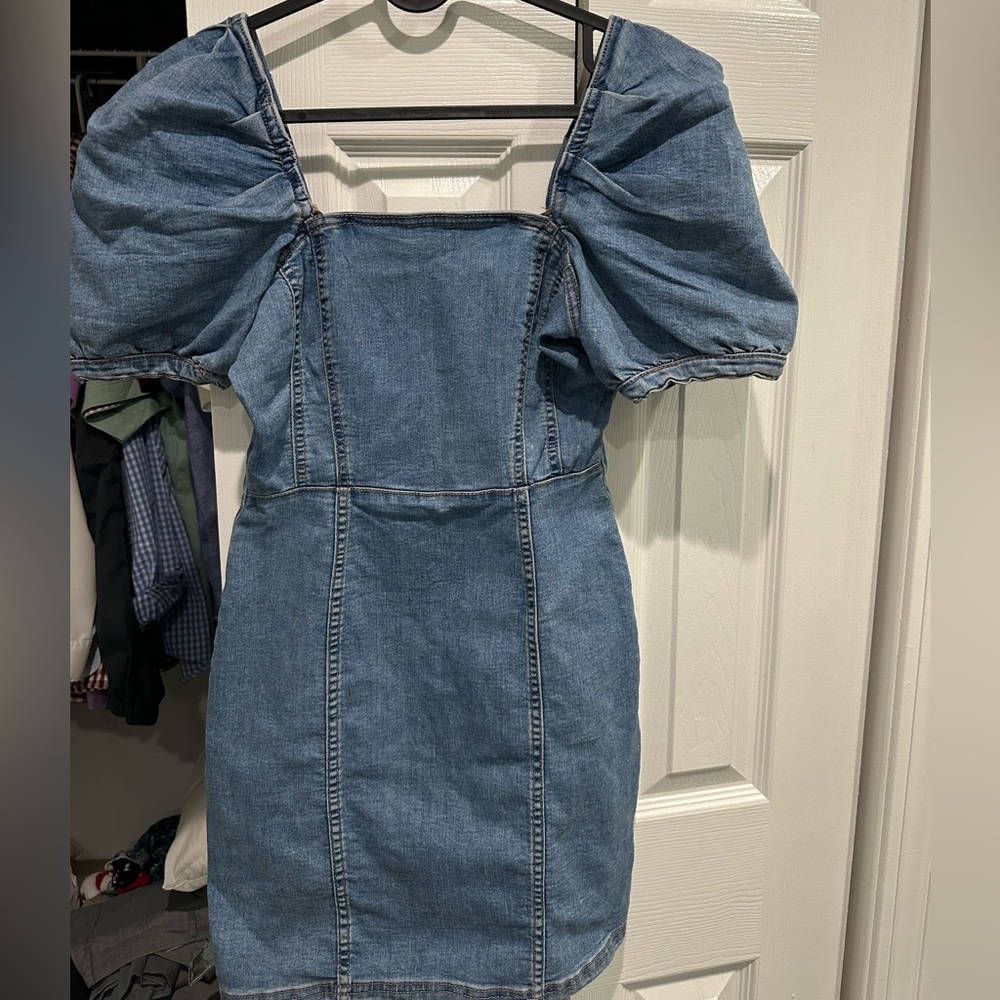 NWT H&M Blue Denim Mini Dress with Puff Sleeves